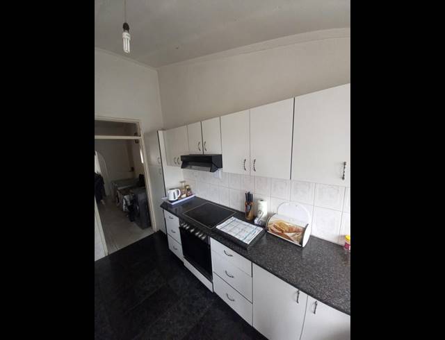 4 BEDROOM HOUSE FOR SALE IN GROVE END